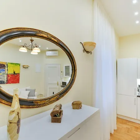 Noble Elegance Studio *