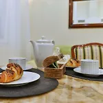Otel Noble Elegance Studio *