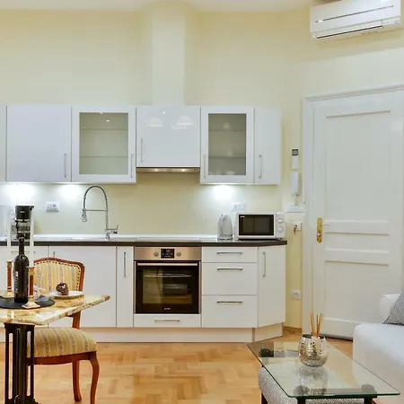 Noble Elegance Studio Apartment