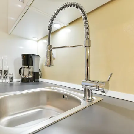 Noble Elegance Studio Apartment *