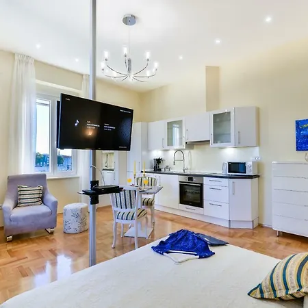 Apartment Noble Elegance Studio *