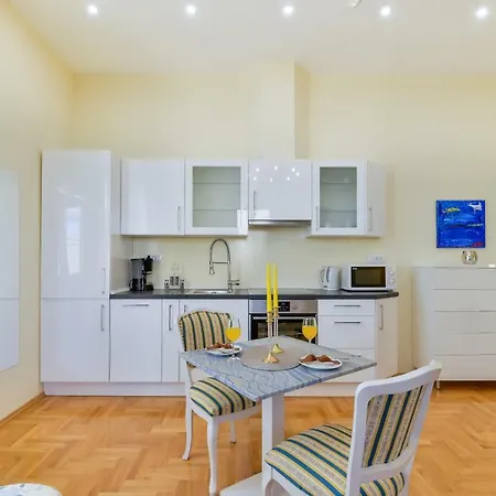 Apartment Noble Elegance Studio