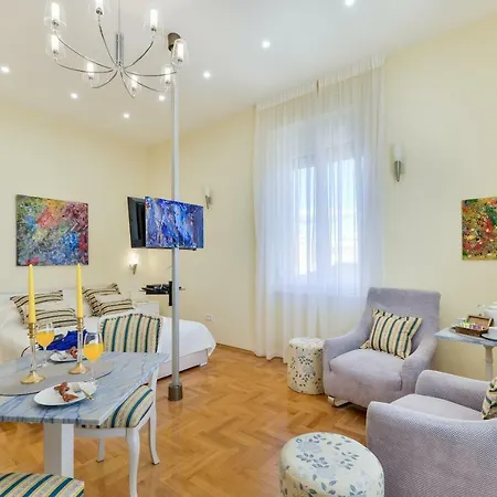 Noble Elegance Studio Apartment