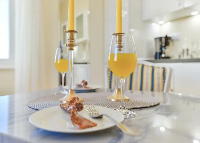 Noble Elegance Studio Hotel *